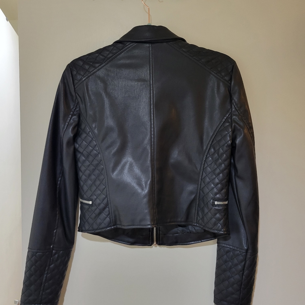 Guess Jacket - Picture 2 of 2